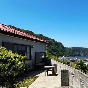 香や野 Kayano 海と富士山を一望できる1棟貸し宿 岡田港まで徒歩5分 アパート 大島